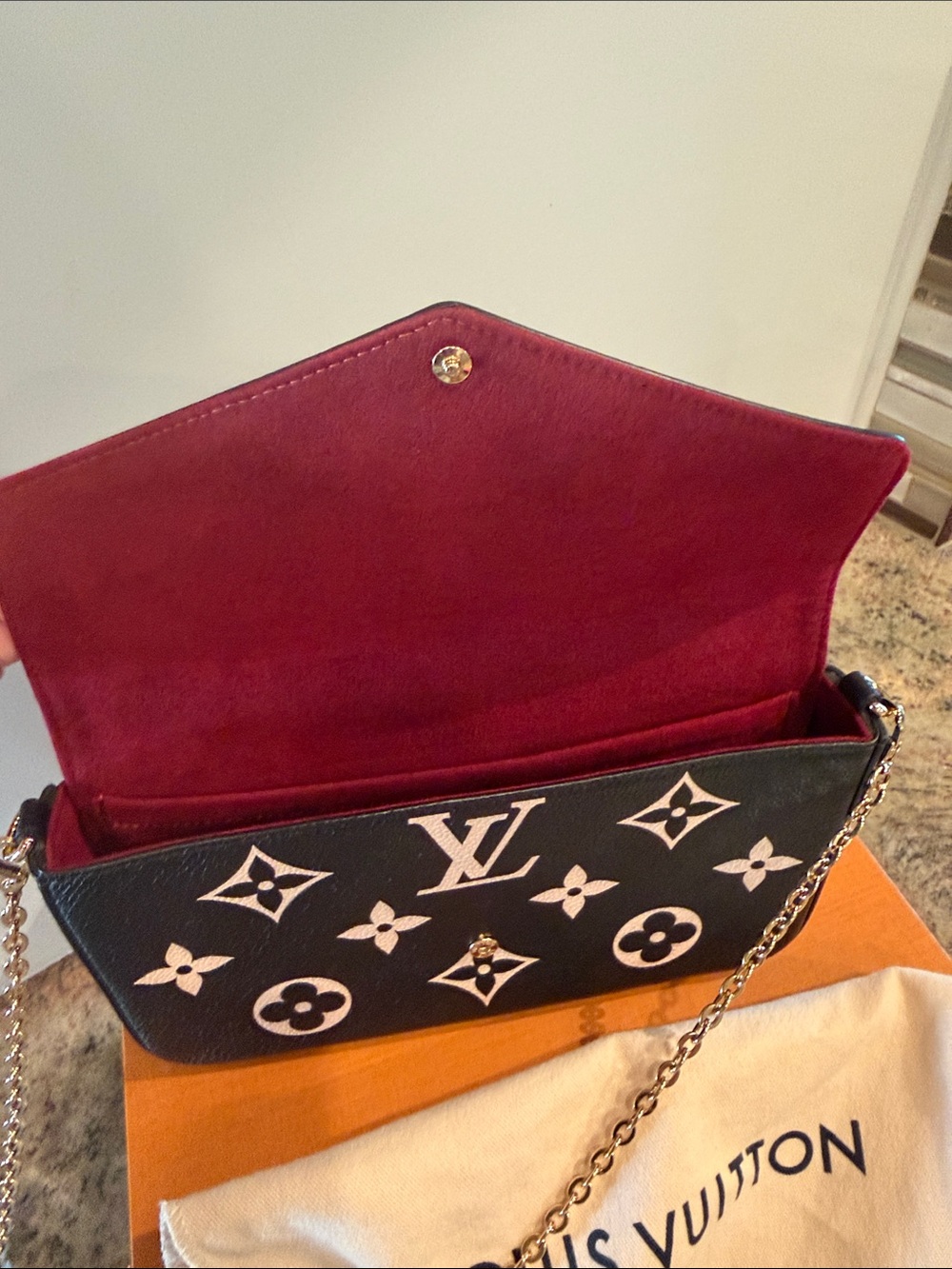 Louis Vuitton Pochette Felicie Authentic - Picture 5 of 9